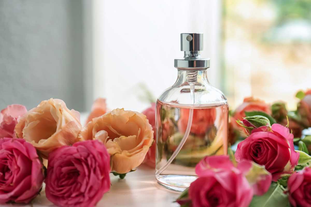 Assemble a Seasonal Home Fragrance Rotation to Elevate Ambiance