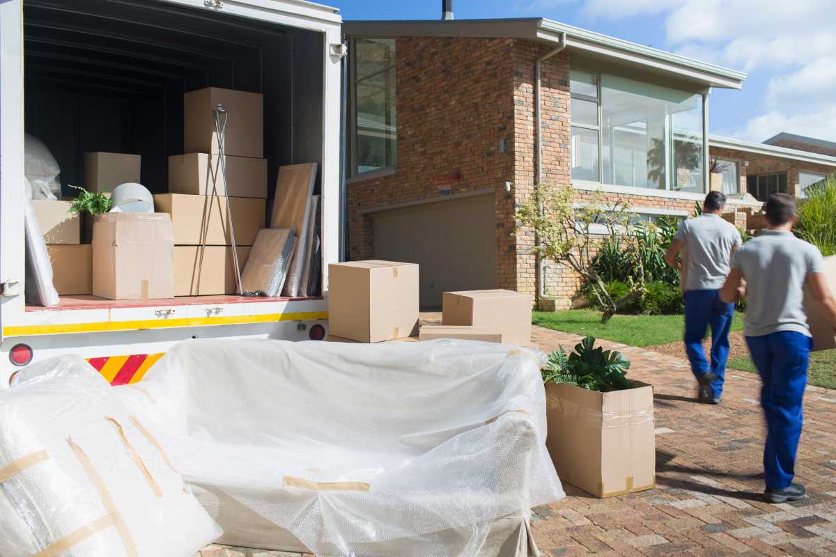 Top Relocation Tips for Navigating International Moves with Ease